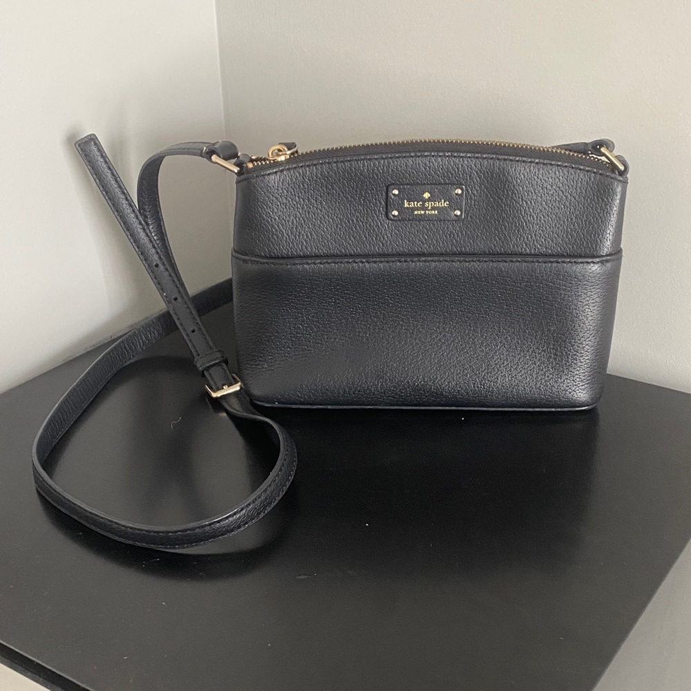 Kate Spade Elegant Black Crossbody Bag